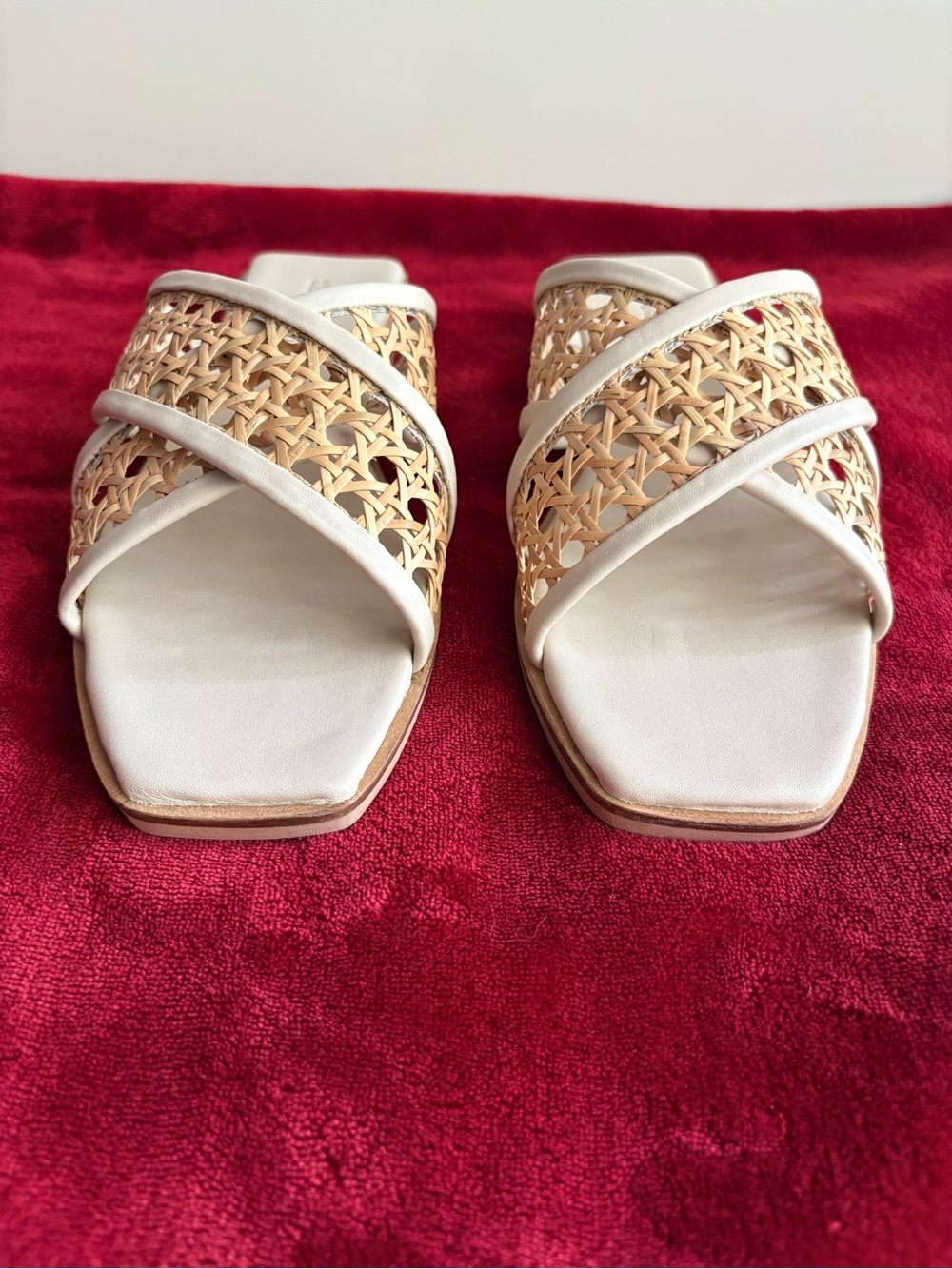 New Bembien Roma Leather & Rattan Sandals Size 39 US 8.5-9 - Picture 2 of 9